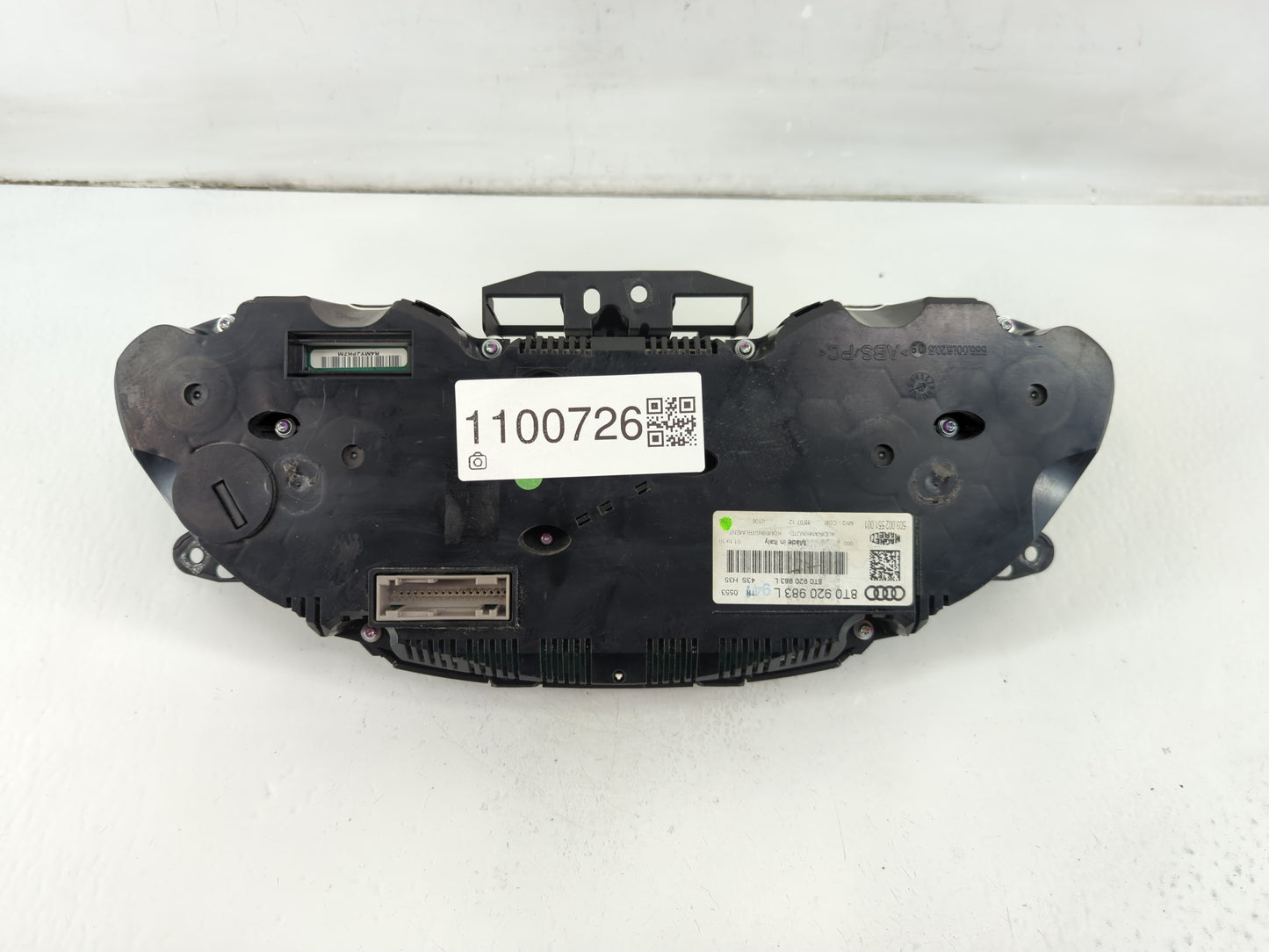 2013 Audi A5 Instrument Cluster Speedometer Gauges P/N:8T0 920 983 L Fits OEM Used Auto Parts - Oemusedautoparts1.com