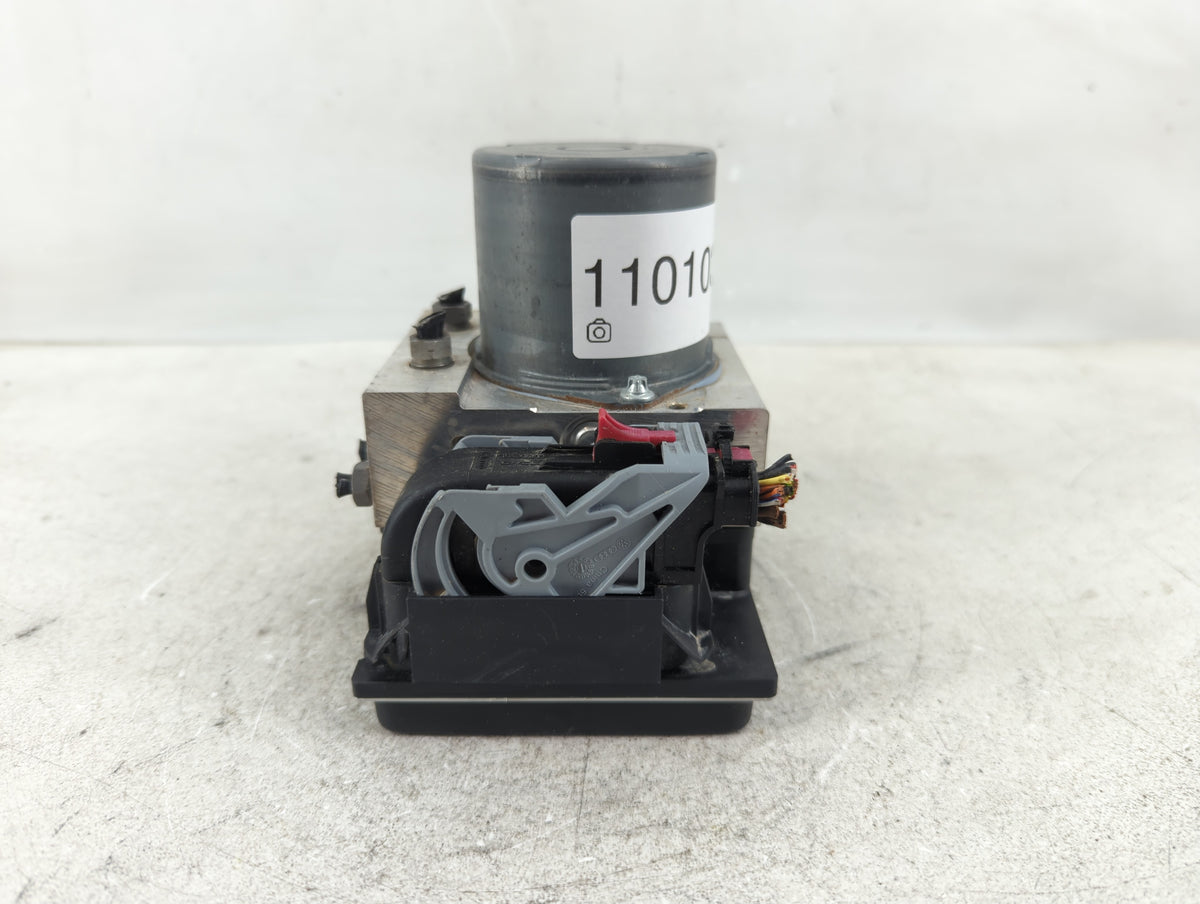 2013 Audi A5 Anti-Lock Brake ABS Pump Module Actuator OEM P/N:8K0 614 517 GM Fits OEM Used Auto Parts - Oemusedautoparts1.co
