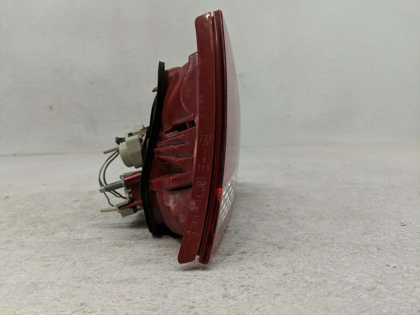 2008-2016 Audi A5 Tail Light Assembly Passenger Right OEM P/N:8T0 945 093 D Fits Fits 2008 2009 2010 2011 2012 2013 2014 201