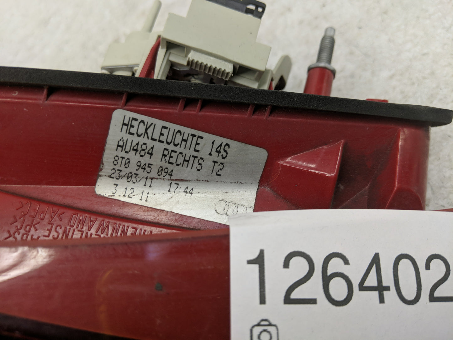 2008-2016 Audi A5 Tail Light Assembly Passenger Right OEM P/N:8T0 945 093 D Fits Fits 2008 2009 2010 2011 2012 2013 2014 201