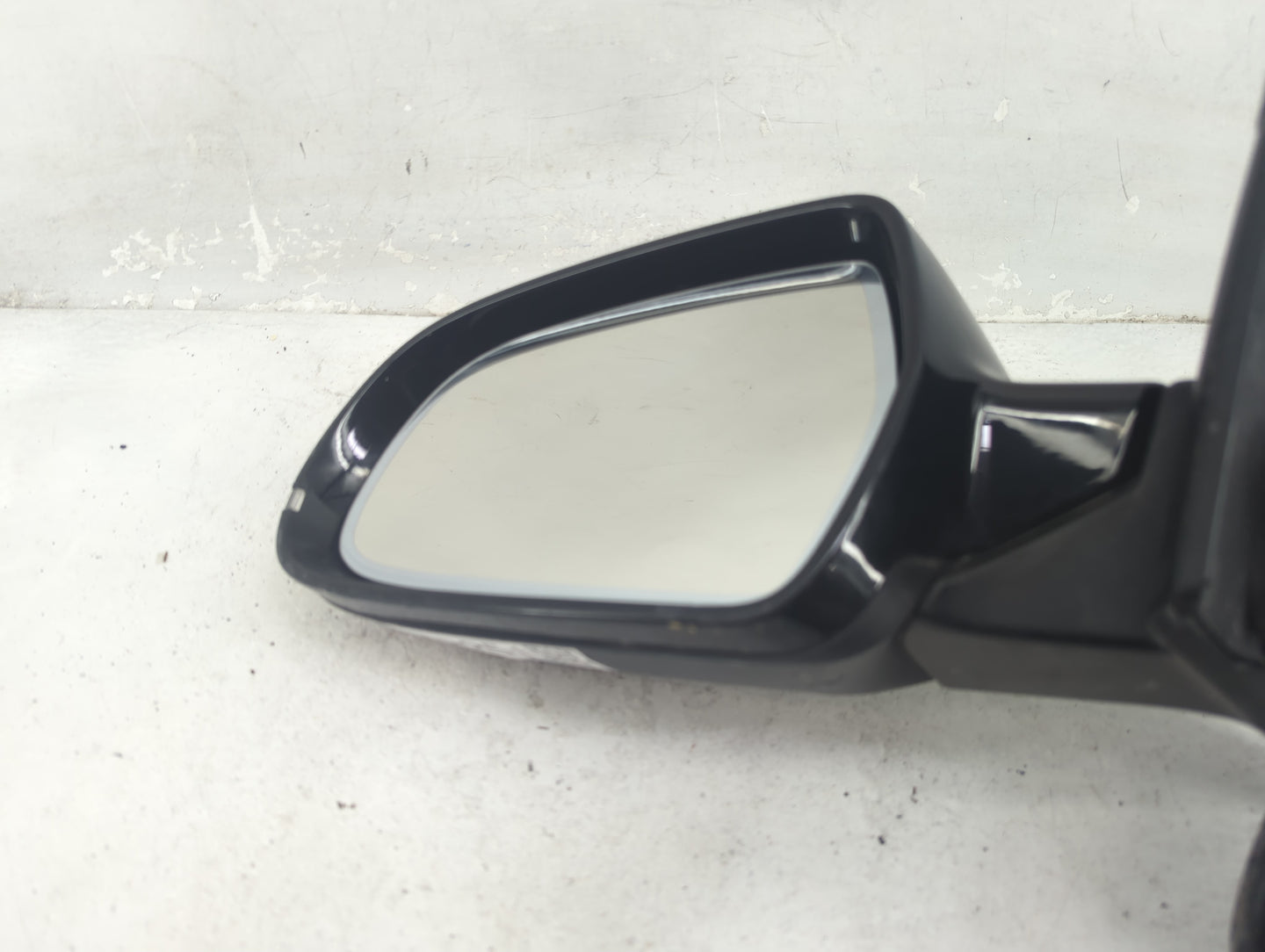 2009-2014 Audi A5 Driver Side View Mirror - Left Door Mirror OEM Used - Oemusedautoparts1.com