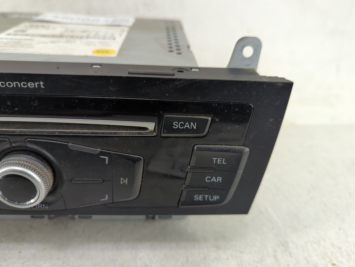 2013 Audi A5 Radio AM FM Cd Player Receiver Replacement P/N:8R1035186Q CQ-JA12E6AE Fits Fits 2014 2015 2016 OEM Used Auto Pa