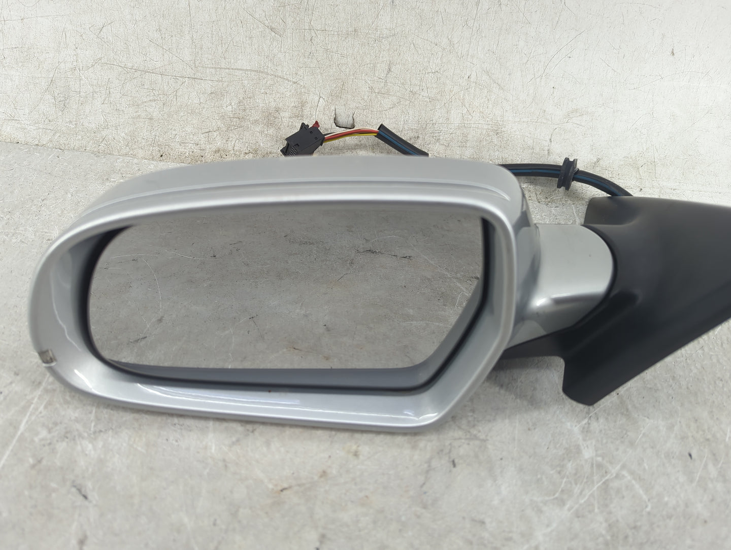 2009-2014 Audi A5 Driver Side View Mirror - Left Door Mirror OEM Used - Oemusedautoparts1.com