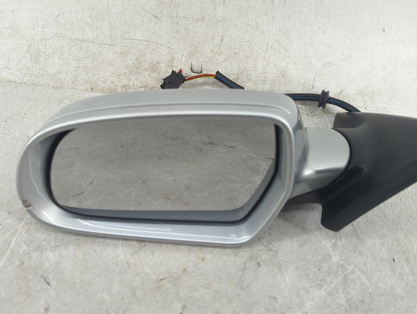 2009-2014 Audi A5 Driver Side View Mirror - Left Door Mirror OEM Used - Oemusedautoparts1.com