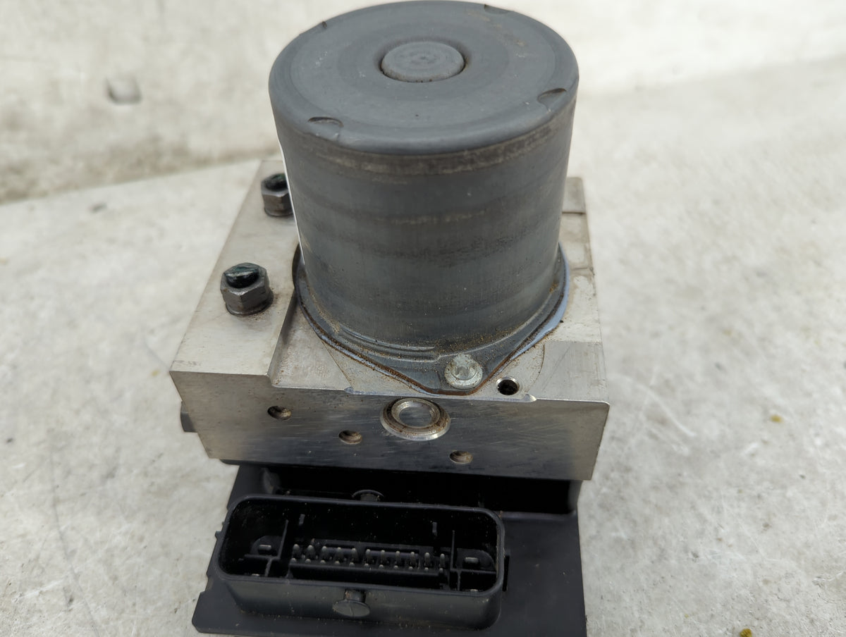 2013 Audi A5 Anti-Lock Brake ABS Pump Module Actuator OEM P/N:8K0614517GM 0265239345, 0265952061 Fits OEM Used Auto Parts - 
