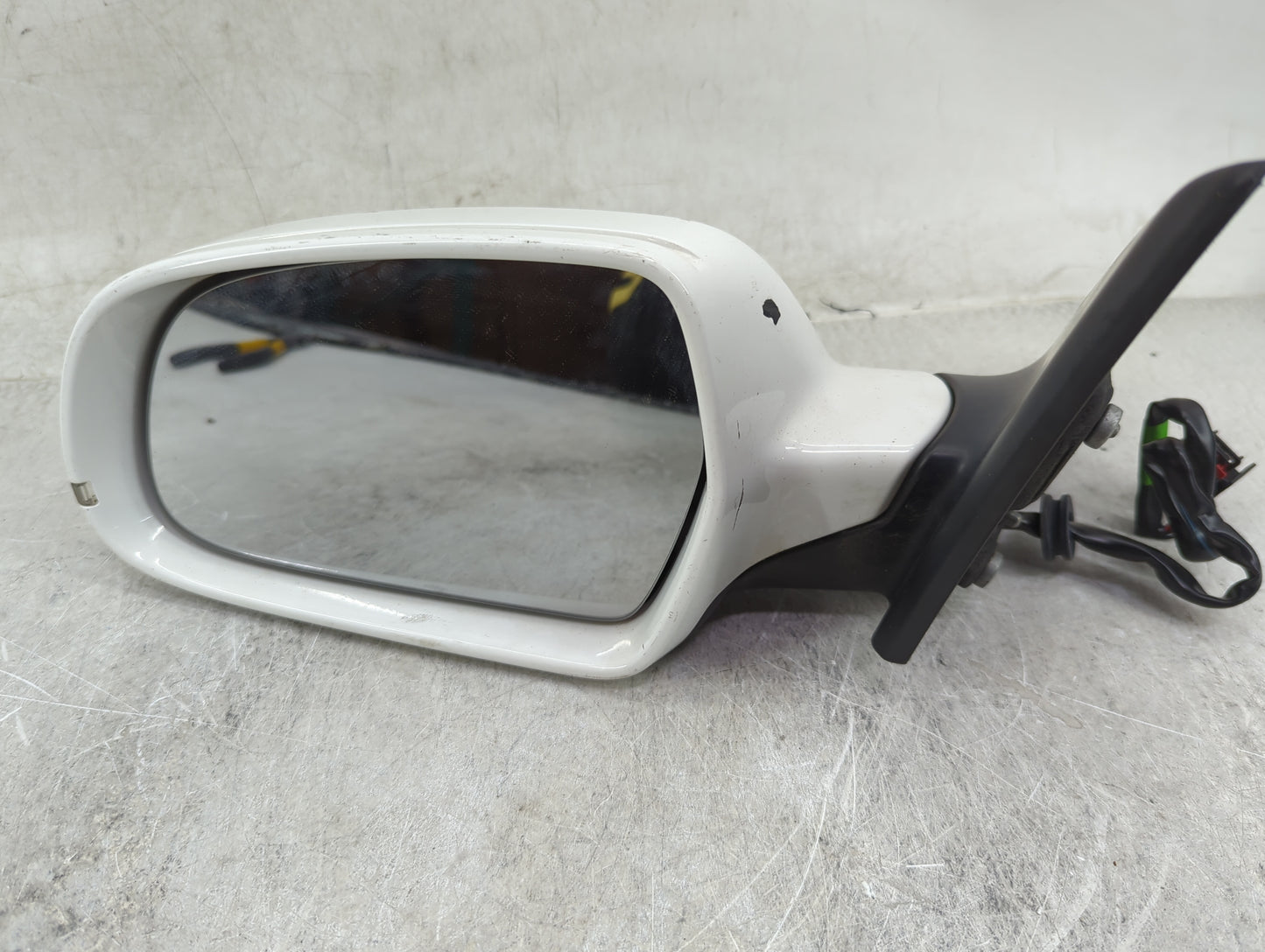 2010-2014 Audi A5 Driver Side View Mirror - Left Door Mirror OEM Used - Oemusedautoparts1.com