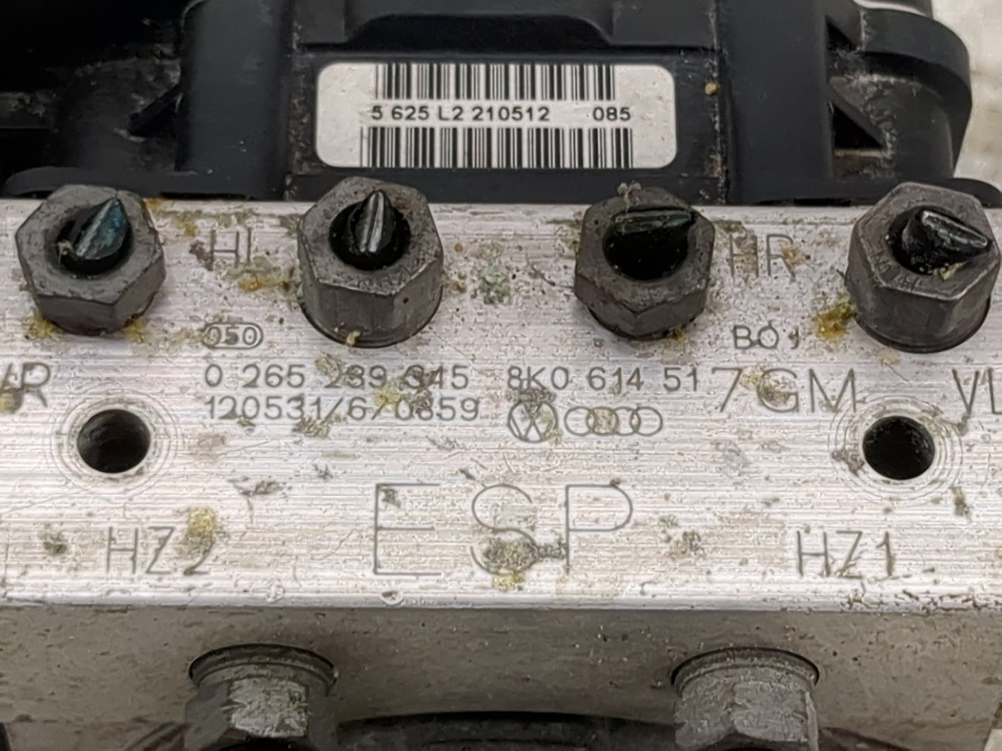 2013 Audi A5 ABS Pump Control Module Replacement P/N:0 265 239 345 Fits OEM Used Auto Parts - Oemusedautoparts1.com