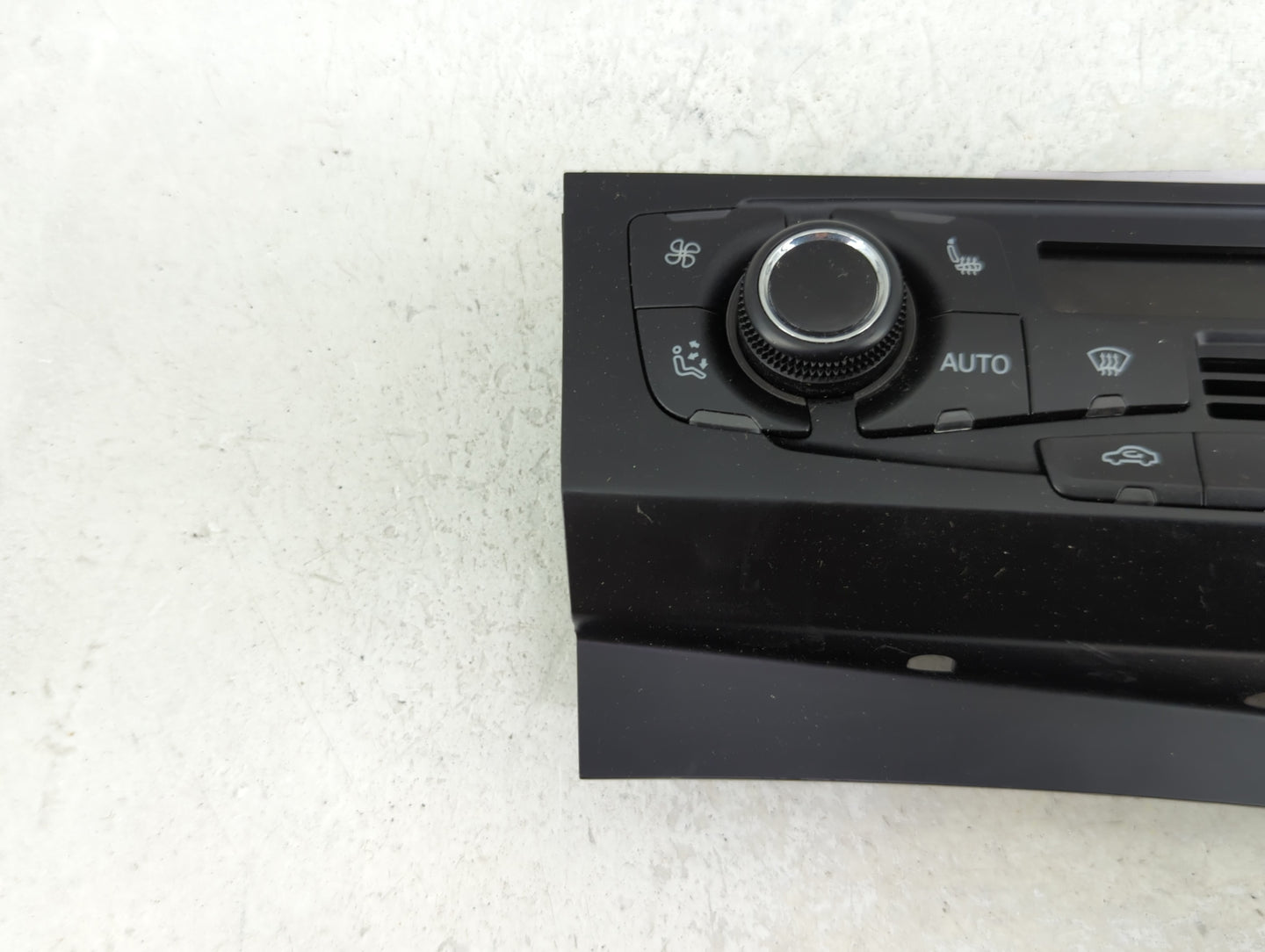 2008-2013 Audi A5 Climate Control Module Temperature AC/Heater Replacement P/N:8T1 820 043 AC 8K1820043S Fits OEM Used Auto 