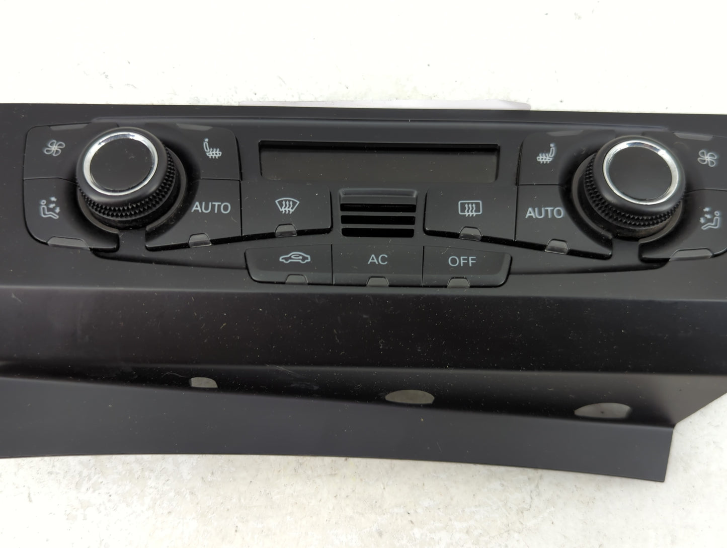 2008-2013 Audi A5 Climate Control Module Temperature AC/Heater Replacement P/N:8T1 820 043 AC 8K1820043S Fits OEM Used Auto 