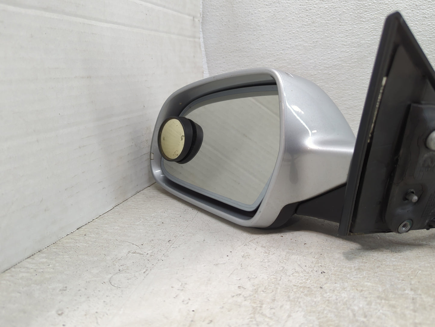 2009-2014 Audi A5 Driver Side View Mirror - Left Door Mirror OEM Used - Oemusedautoparts1.com
