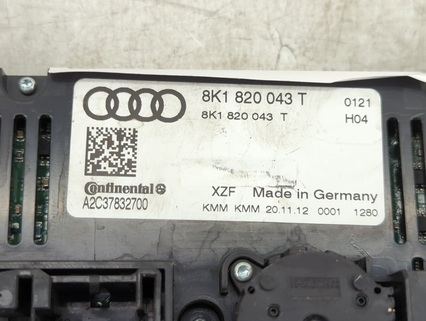 2010-2013 Audi A5 Climate Control Module Temperature AC/Heater Replacement P/N:8K1 820 043 T Fits Fits 2009 2010 2011 2012 2