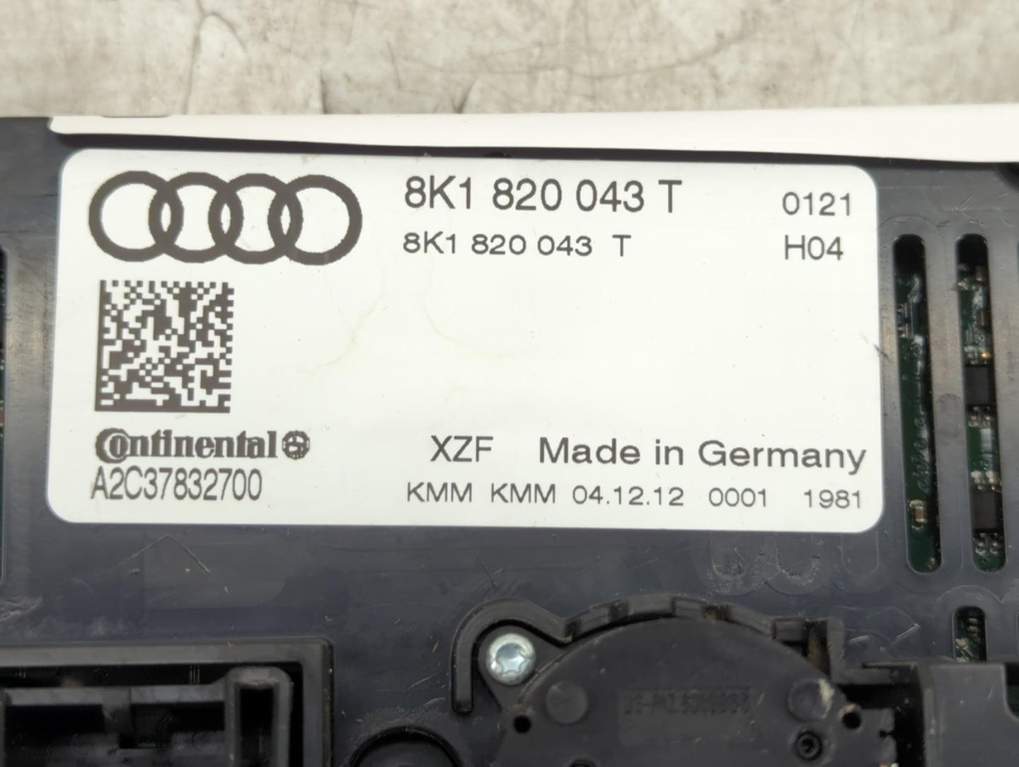 2010-2013 Audi A5 Climate Control Module Temperature AC/Heater Replacement P/N:8K1 820 043 T Fits Fits 2009 2010 2011 2012 2