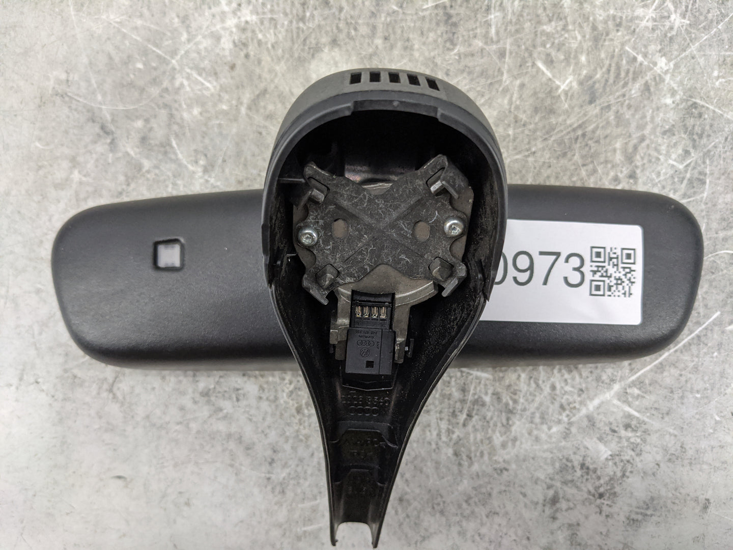 2009-2013 Audi A5 Interior Rear View Mirror Replacement OEM P/N:8T0857511AC Fits Fits 2009 2010 2011 2012 2013 OEM Used Auto