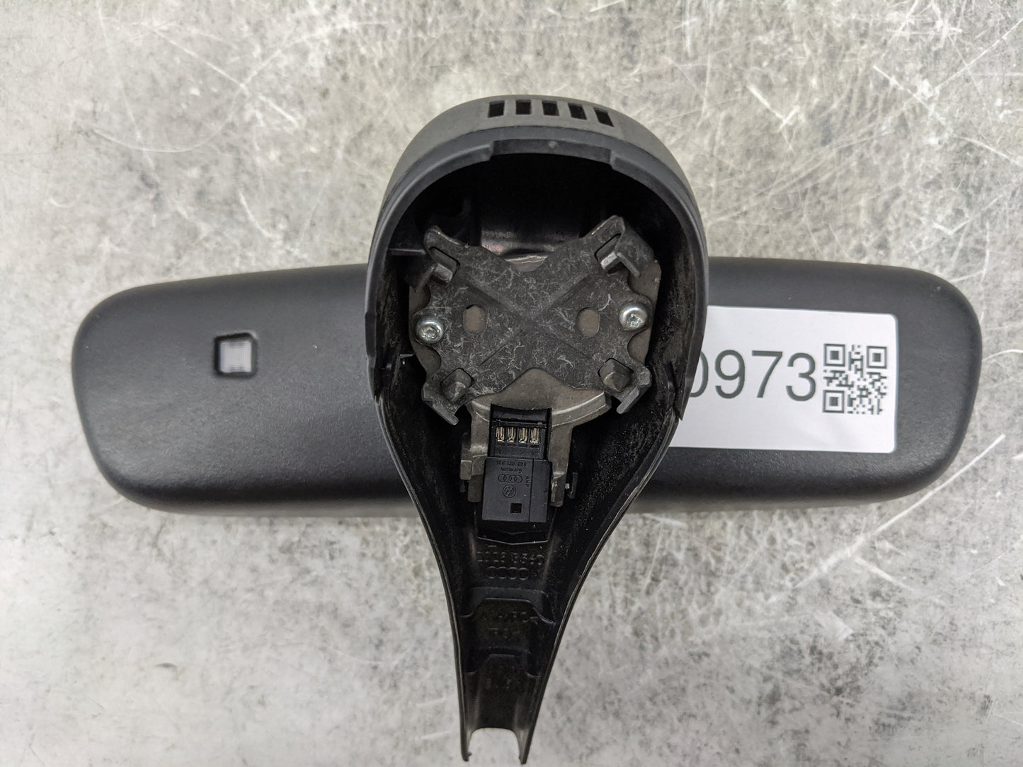 2009-2013 Audi A5 Interior Rear View Mirror Replacement OEM P/N:8T0857511AC Fits Fits 2009 2010 2011 2012 2013 OEM Used Auto