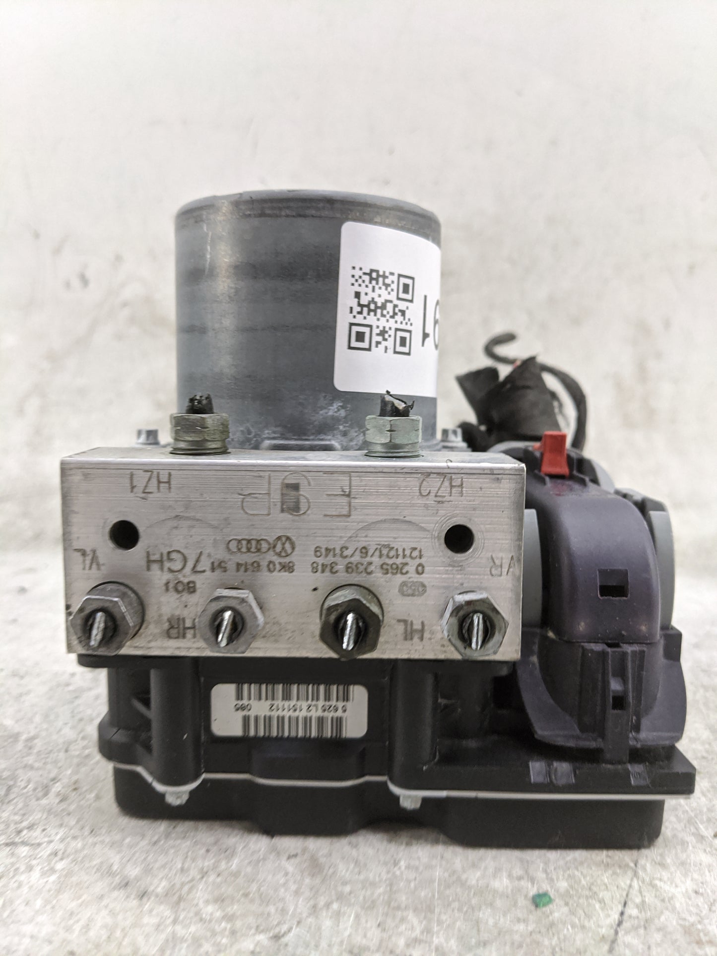 2013 Audi A5 ABS Pump Control Module Replacement P/N:0265239348 8K0614517GH, 0265952062, 8K0907379CH Fits OEM Used Auto Part