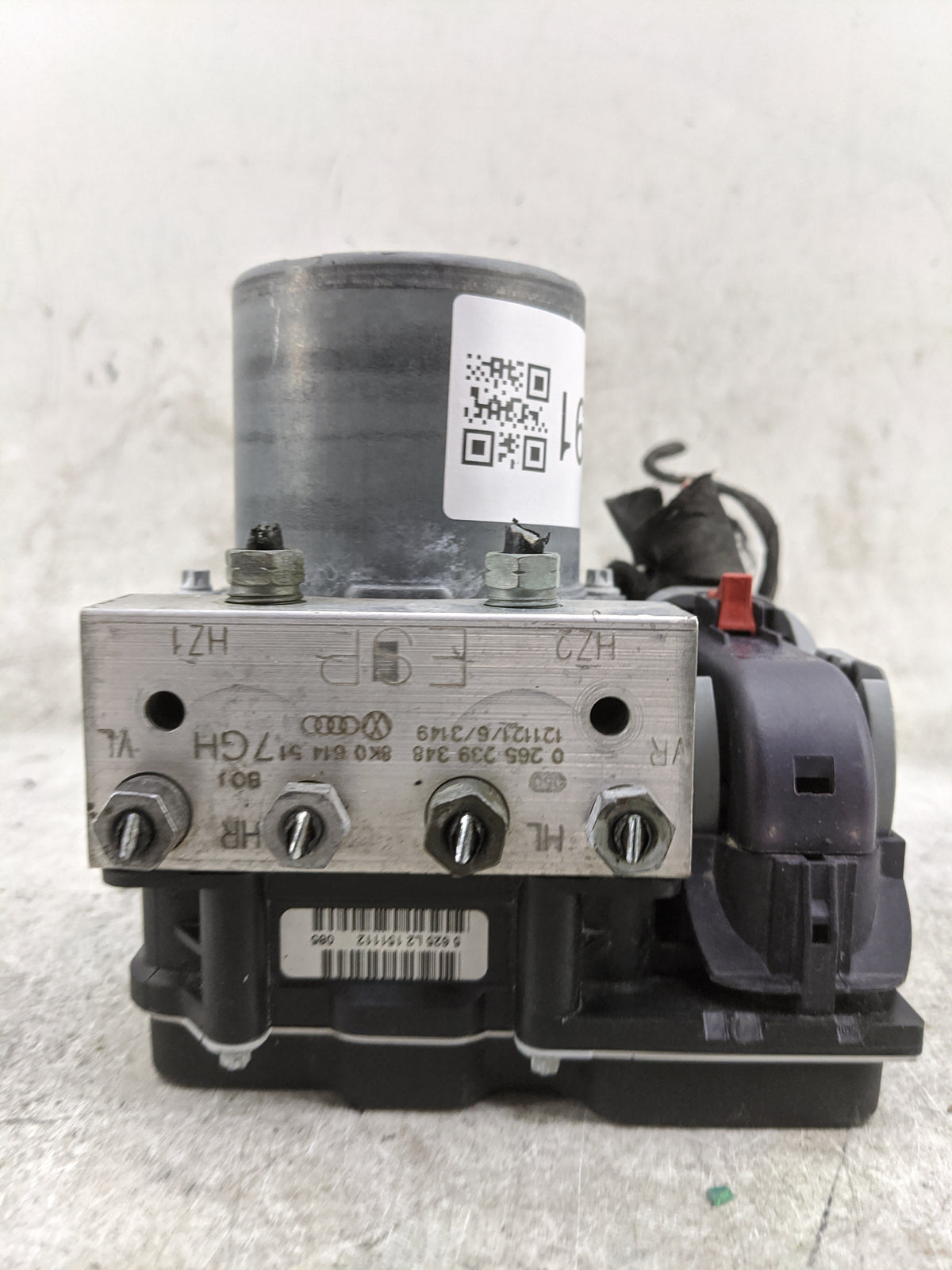 2013 Audi A5 Anti-Lock Brake ABS Pump Module Actuator OEM P/N:0265239348 8K0614517GH, 0265952062, 8K0907379CH Fits OEM Used 