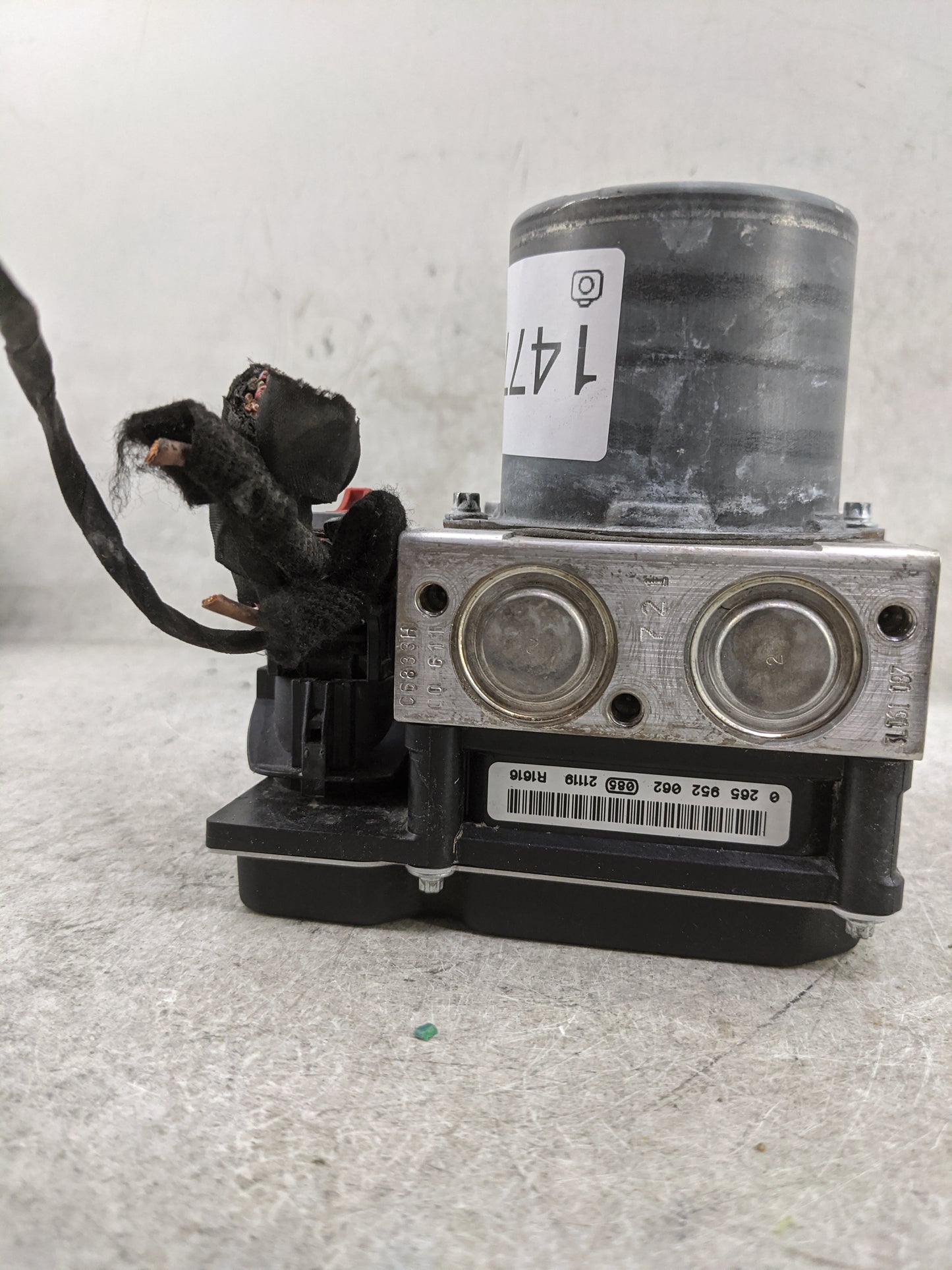 2013 Audi A5 ABS Pump Control Module Replacement P/N:0265239348 8K0614517GH, 0265952062, 8K0907379CH Fits OEM Used Auto Part
