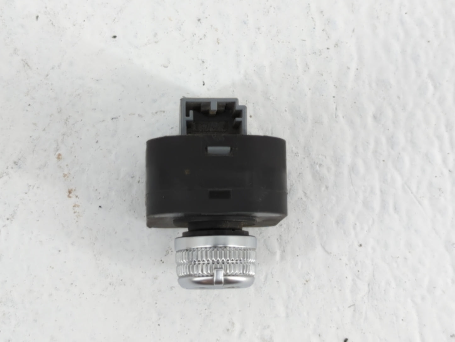 Mirror Control Switch - Oemusedautoparts1.com