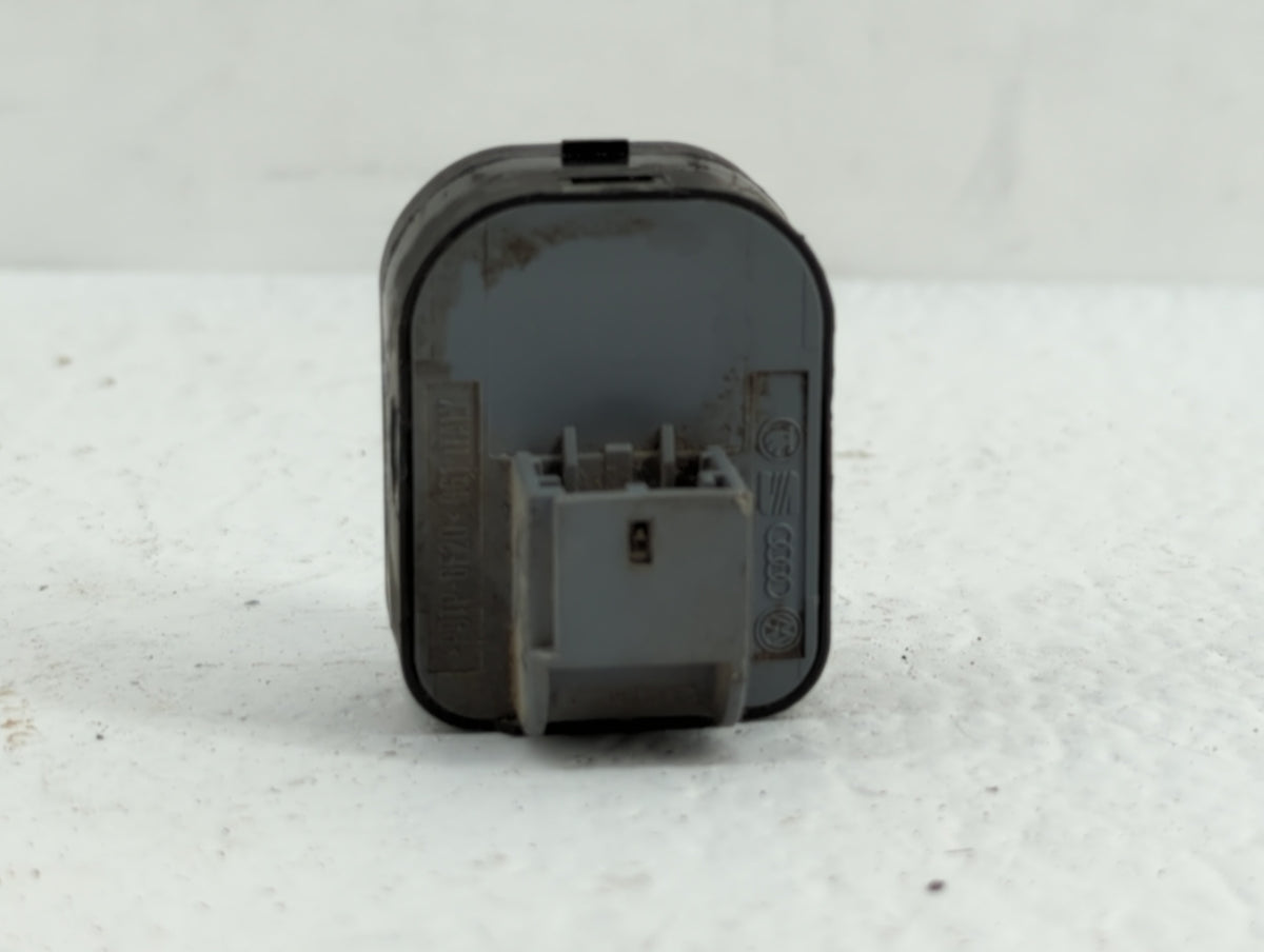 Mirror Control Switch - Oemusedautoparts1.com