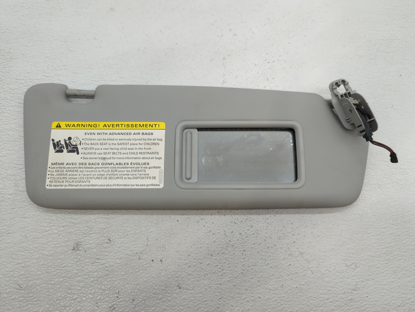 2012-2013 Audi A5 Sun Visor Shade Replacement Passenger Right Mirror Fits Fits 2012 2013 OEM Used Auto Parts - Oemusedautopa