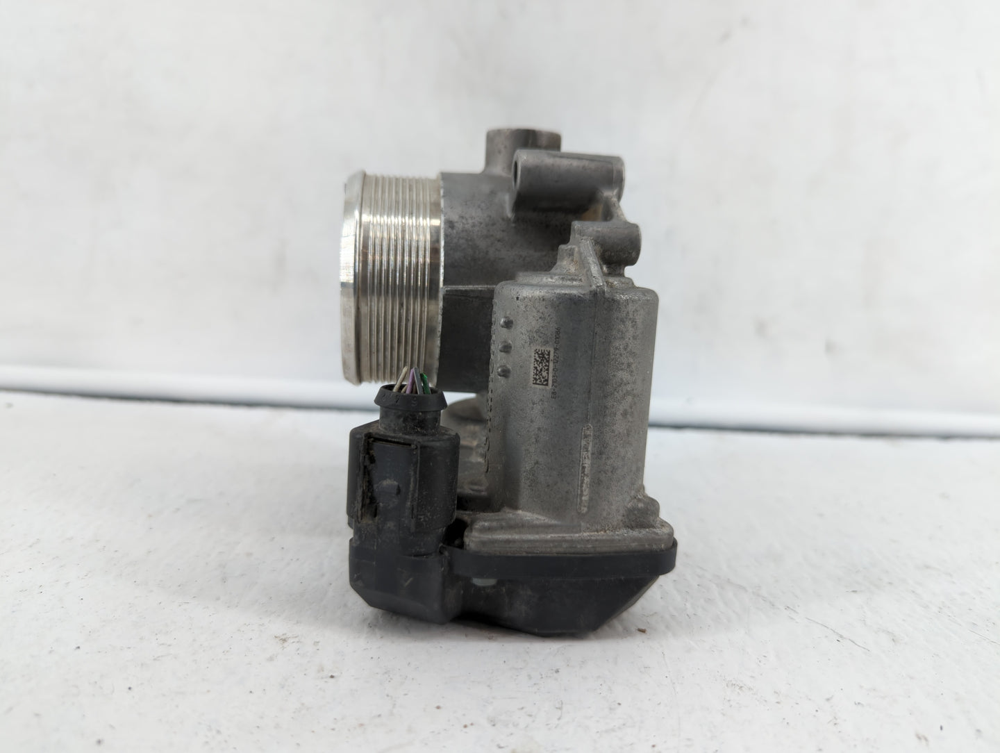 2010-2017 Audi A5 Throttle Body P/N:06F 133 062 G 06F 133 062 Q Fits OEM Used Auto Parts - Oemusedautoparts1.com