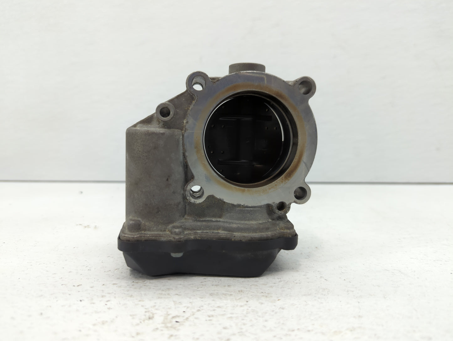 2010-2017 Audi A5 Throttle Body P/N:06F 133 062 T 06F 133 062 Q Fits OEM Used Auto Parts - Oemusedautoparts1.com