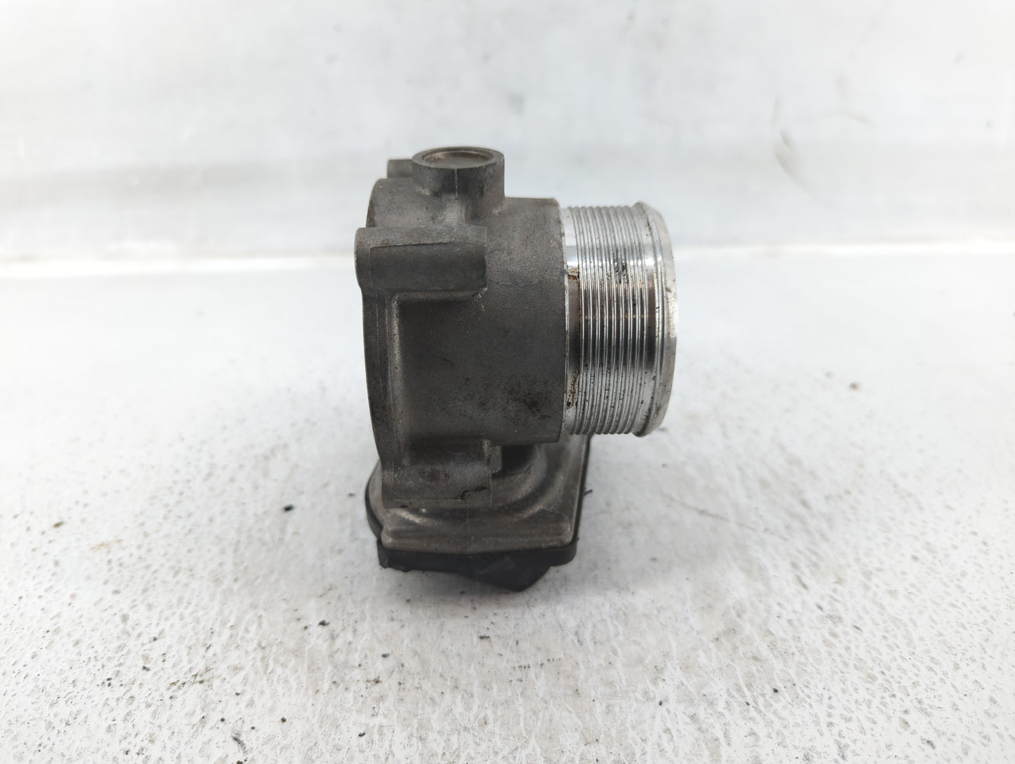 2010-2017 Audi A5 Throttle Body P/N:06F 133 062 Q Fits OEM Used Auto Parts - Oemusedautoparts1.com