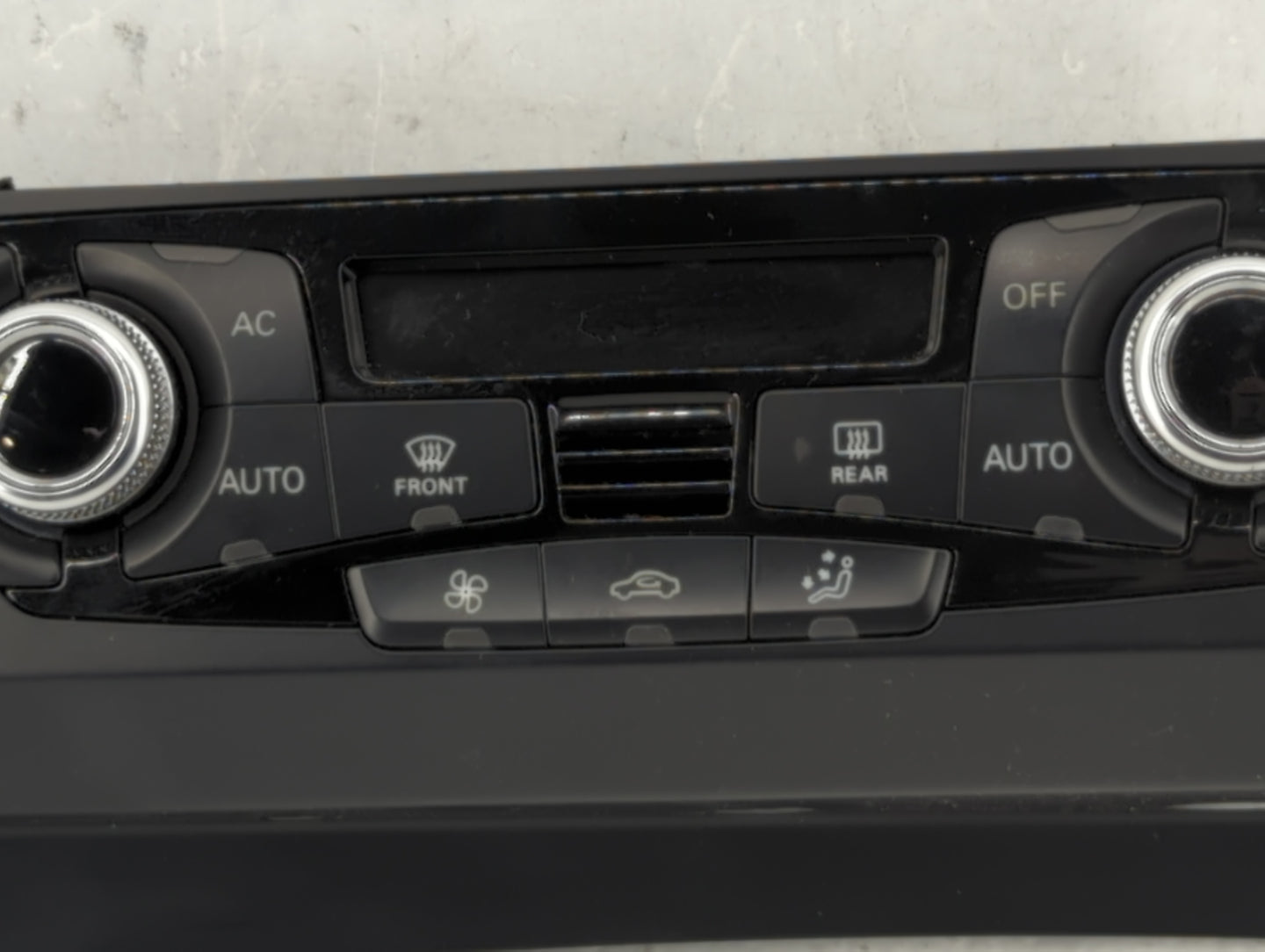 2010-2013 Audi A5 Climate Control Module Temperature AC/Heater Replacement P/N:8K0 820 043 T 8T1 820 043 AQ Fits OEM Used Au