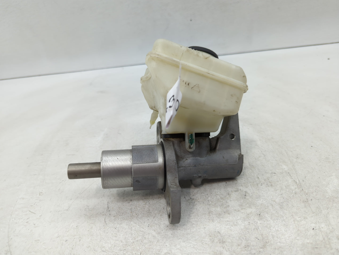 2013-2016 Audi A5 Brake Master Cylinder - Oemusedautoparts1.com