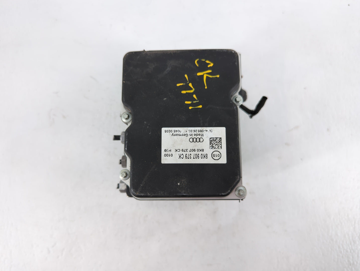 2013 Audi A5 ABS Pump Control Module Replacement P/N:8K0 907 379 CK Fits OEM Used Auto Parts - Oemusedautoparts1.com