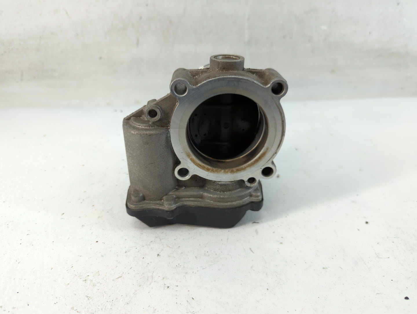 2010-2017 Audi A5 Throttle Body P/N:A2C53390403 06F 133 062 Q Fits OEM Used Auto Parts - Oemusedautoparts1.com