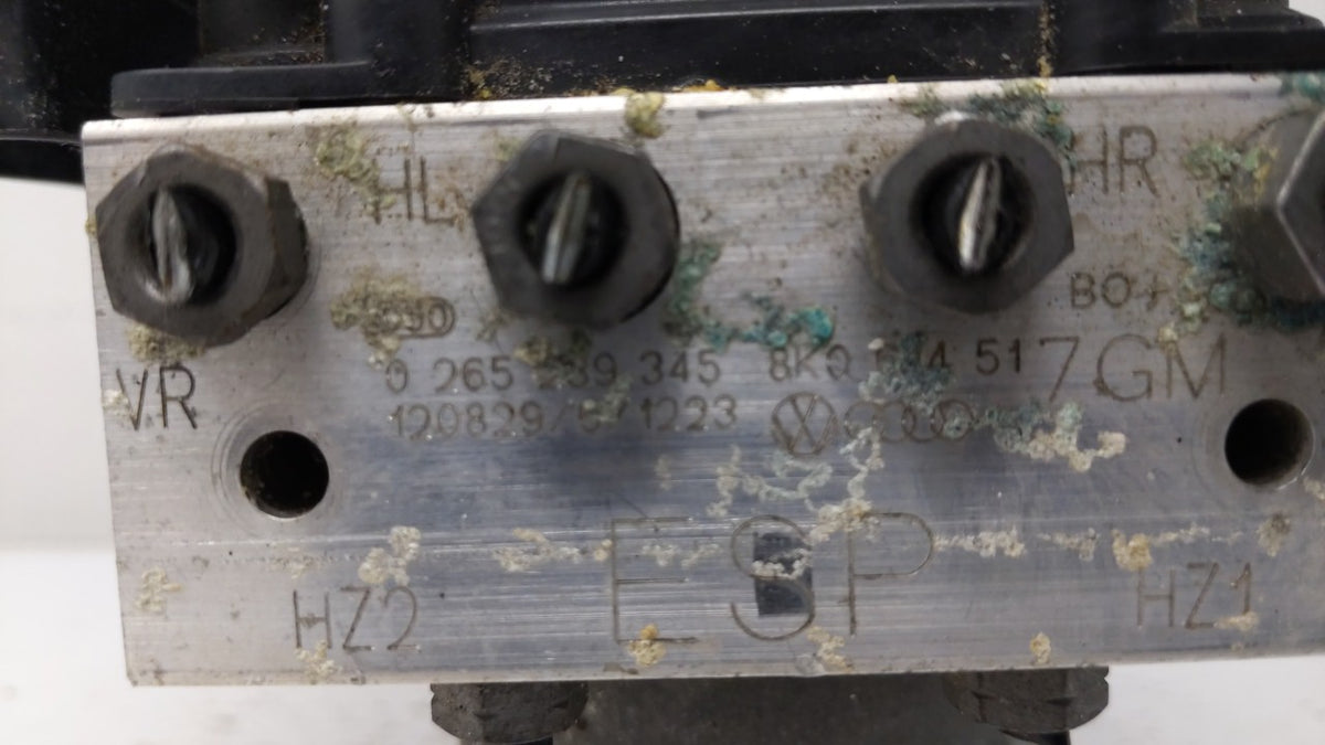 2013 Audi A5 Quattro Anti-Lock Brake ABS Pump Module Actuator OEM P/N:8K0 614 517GM Fits OEM Used Auto Parts - Oemusedautopa