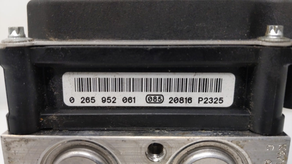 2013 Audi A5 Quattro Anti-Lock Brake ABS Pump Module Actuator OEM P/N:8K0 614 517GM Fits OEM Used Auto Parts - Oemusedautopa