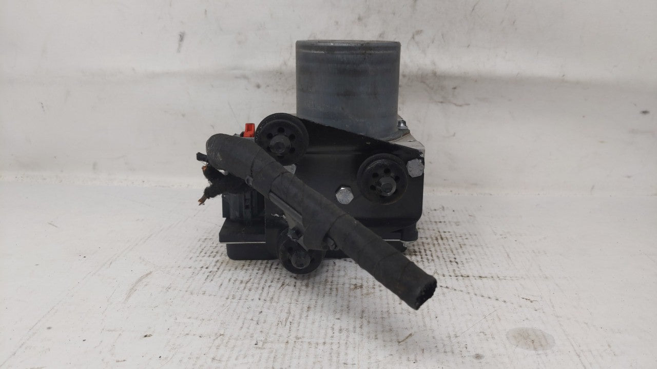 2013 Audi A5 Quattro ABS Pump Control Module Replacement P/N:8K0 614 517GM 8K0 907 379 CK Fits OEM Used Auto Parts - Oemused