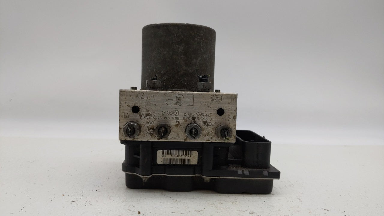 2013 Audi A5 Quattro ABS Pump Control Module Replacement P/N:8K0 614 517GM 8K0 907 379 CK Fits OEM Used Auto Parts - Oemused