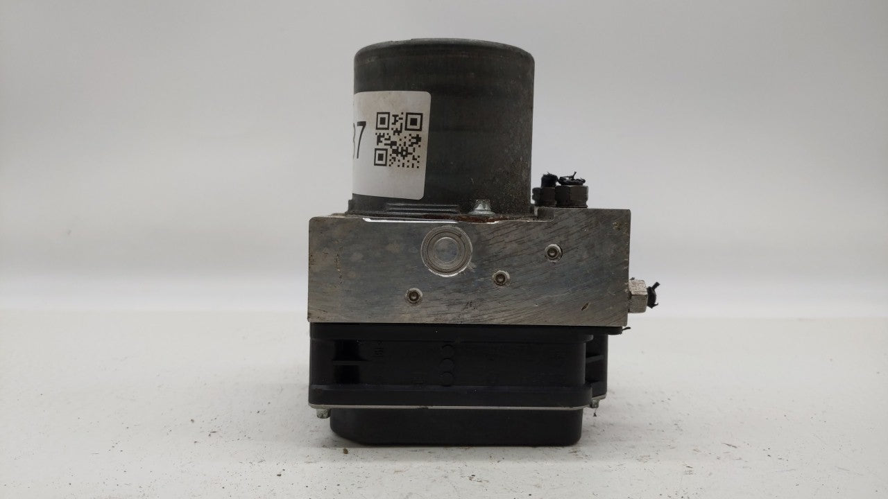 2013 Audi A5 Quattro ABS Pump Control Module Replacement P/N:8K0 614 517GM 8K0 907 379 CK Fits OEM Used Auto Parts - Oemused