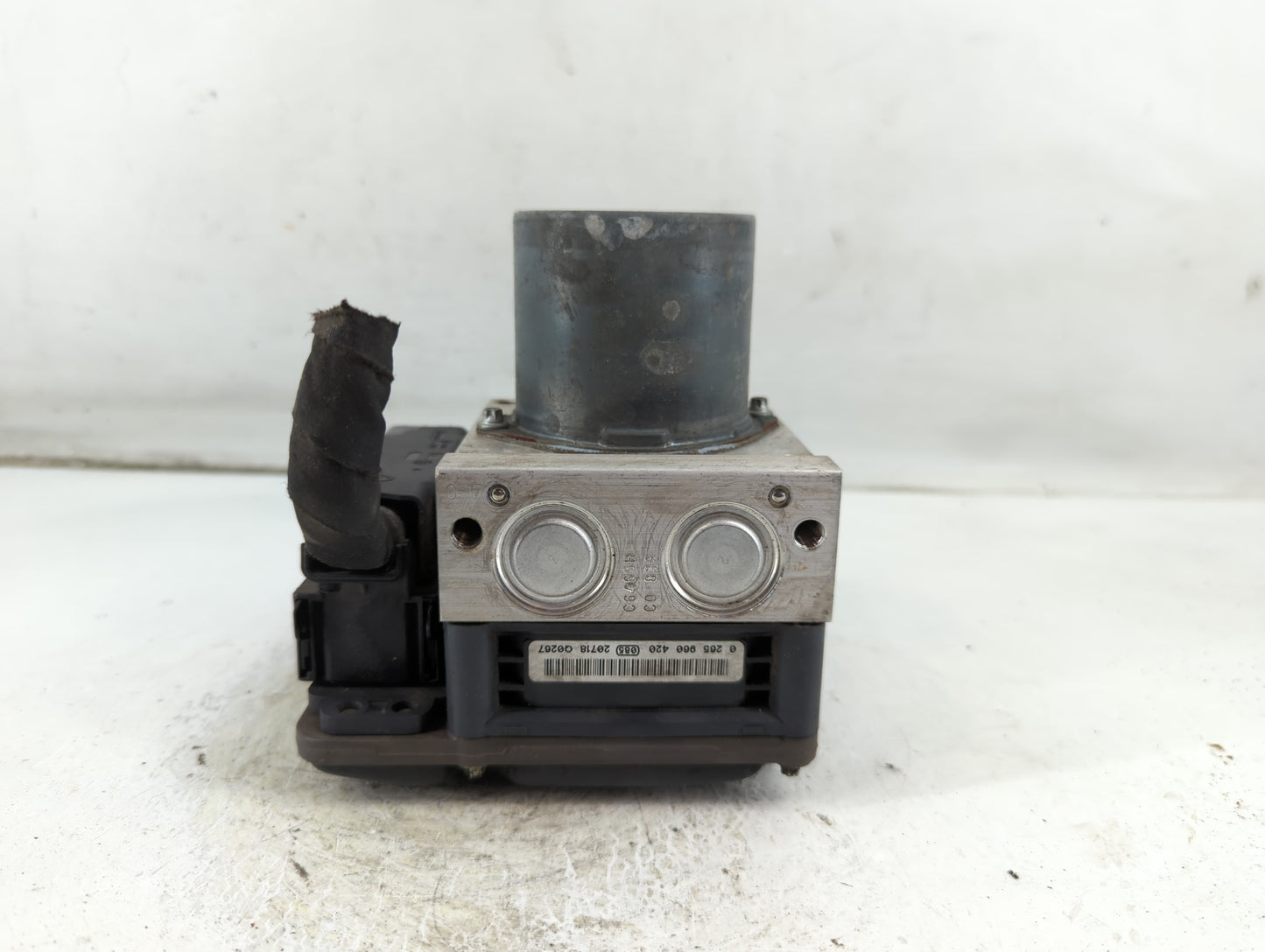 2012-2013 Audi A6 ABS Pump Control Module Replacement P/N:0 265 250 487 Fits Fits 2012 2013 2014 2015 OEM Used Auto Parts - 