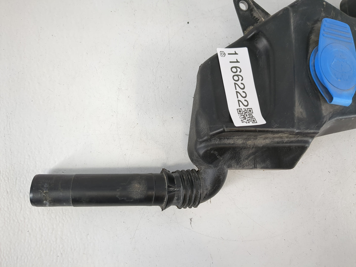 2012-2018 Audi A6 Windshield Washer Fluid Reservoir Bottle Oem - Oemusedautoparts1.com