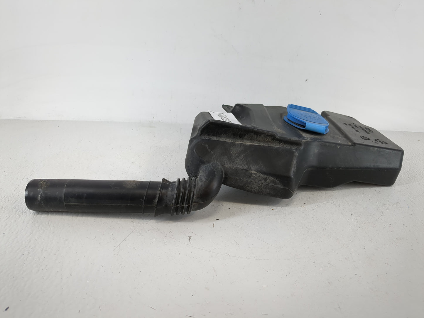 2012-2018 Audi A6 Windshield Washer Fluid Reservoir Bottle Oem - Oemusedautoparts1.com