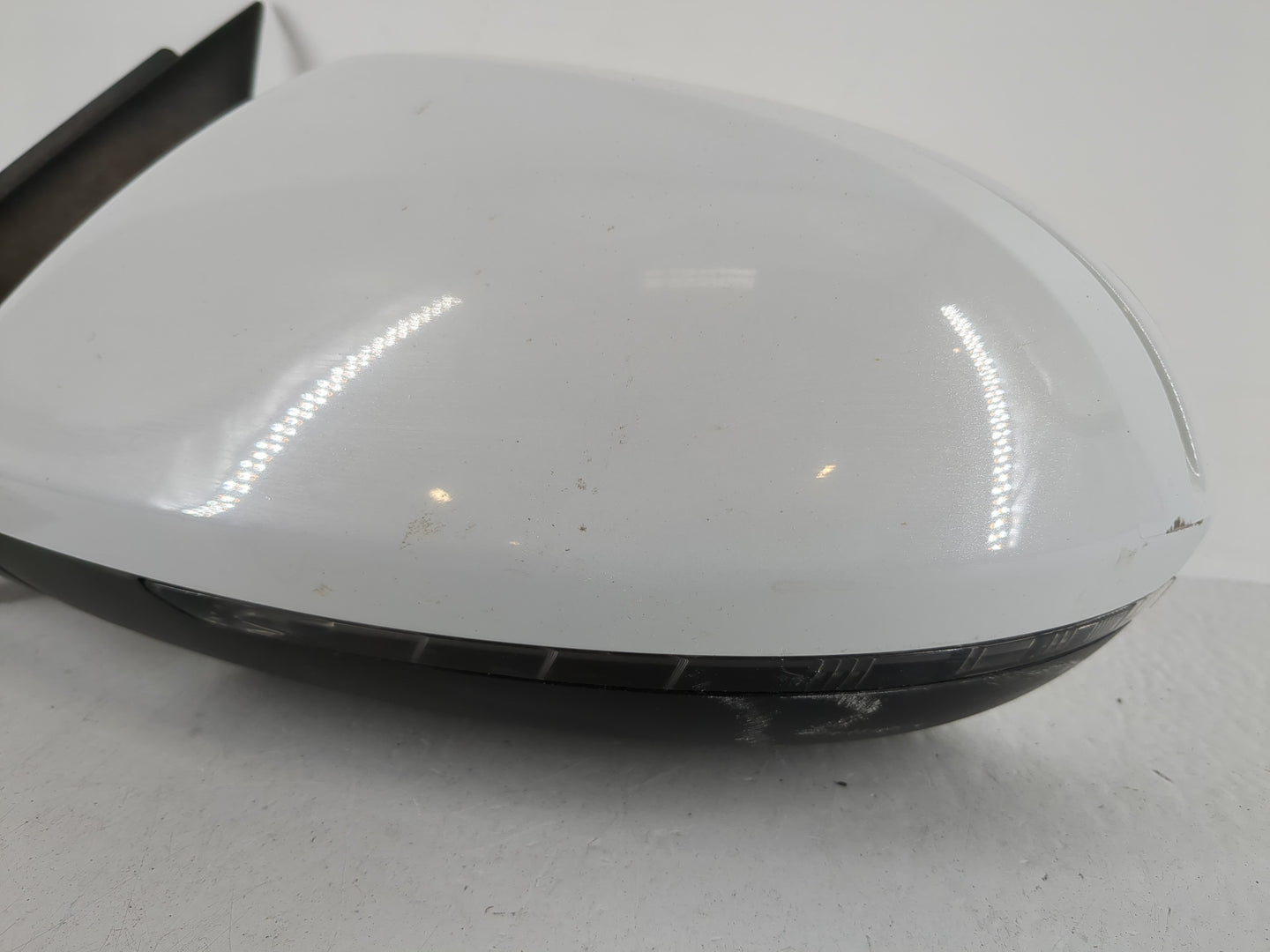 2012-2013 Audi A6 Driver Side View Mirror - Left Door Mirror OEM Used - Oemusedautoparts1.com