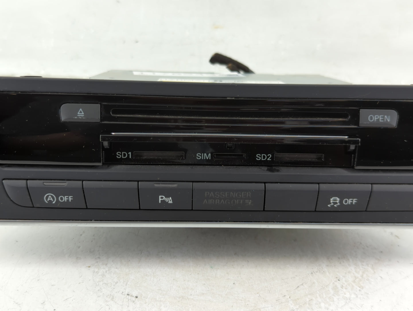 2007-2013 Audi A6 Radio AM FM Cd Player Receiver Replacement Fits Fits 2007 2008 2009 2010 2011 2012 2013 OEM Used Auto Part