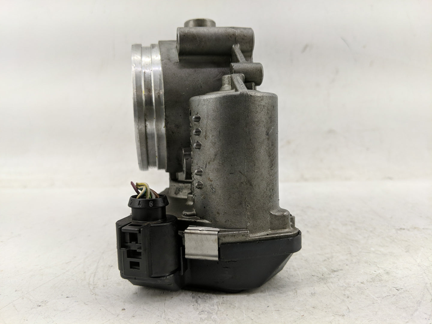 2009-2018 Audi A6 Throttle Body P/N:06E 133 062 G Fits Fits 2008 2009 2010 2011 2012 2013 2014 2015 2016 2017 2018 2019 OEM 