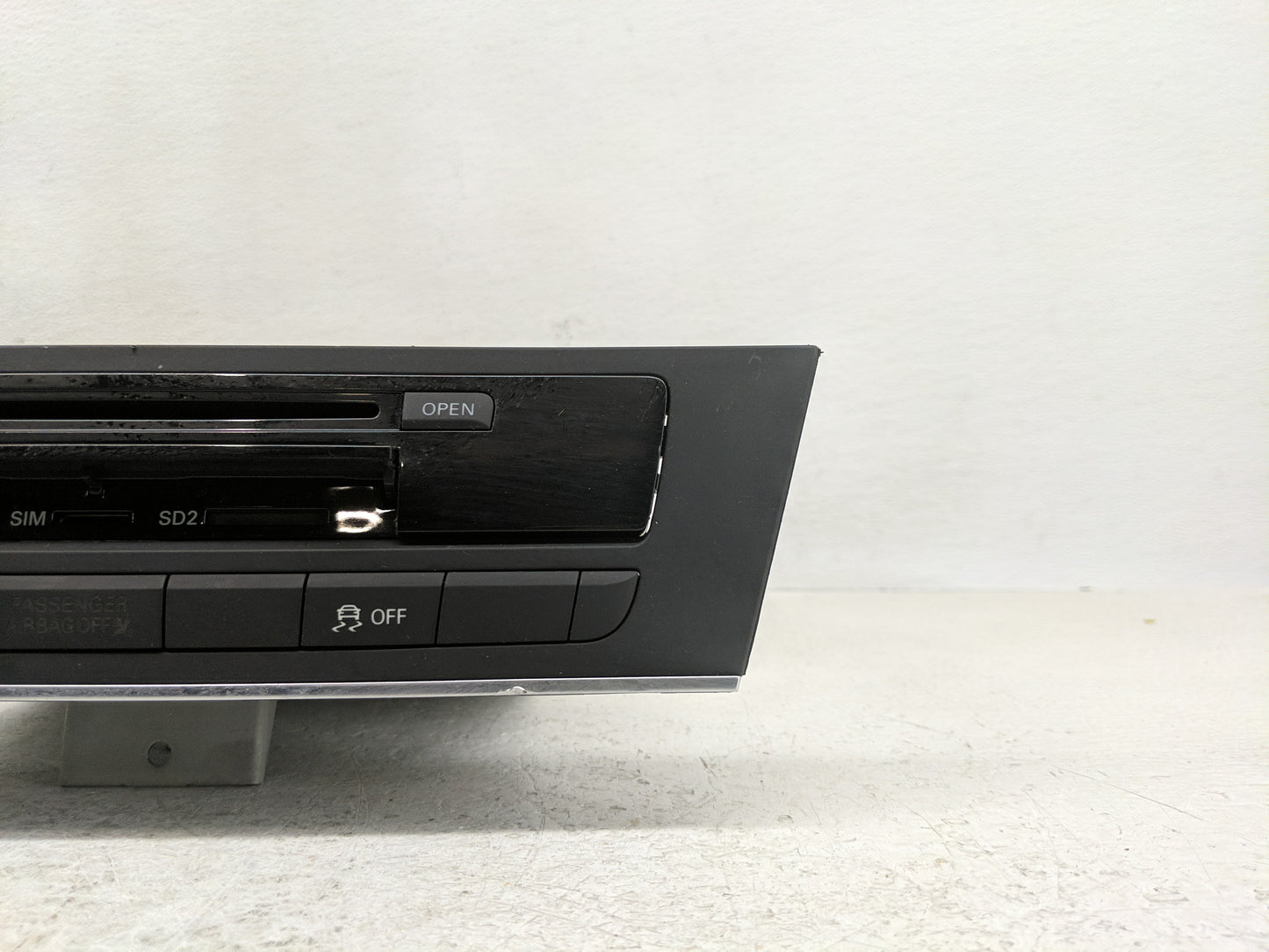 2012-2015 Audi A6 Radio AM FM Cd Player Receiver Replacement P/N:4G0 035 746 A 005WWDA0303 Fits Fits 2012 2013 2014 2015 OEM