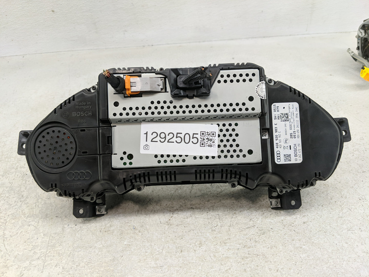 2012-2015 Audi A6 Instrument Cluster Speedometer Gauges P/N:4G8 920 983 E Fits Fits 2012 2013 2014 2015 OEM Used Auto Parts 