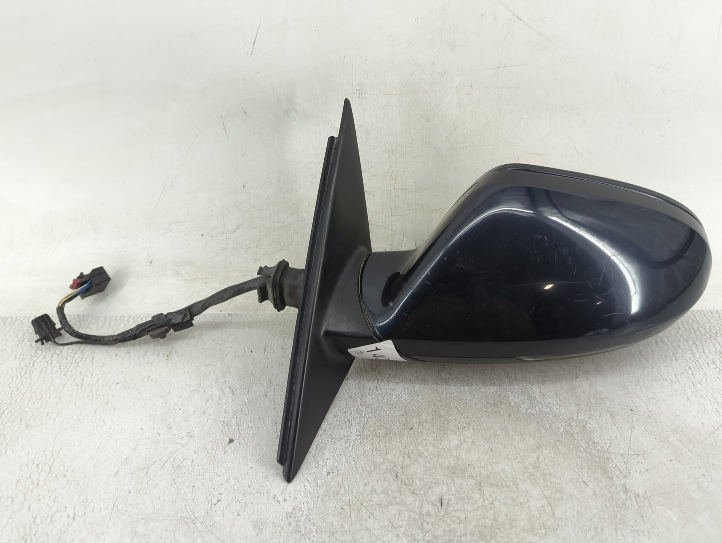 2012-2013 Audi A6 Driver Side View Mirror - Left Door Mirror OEM Used - Oemusedautoparts1.com