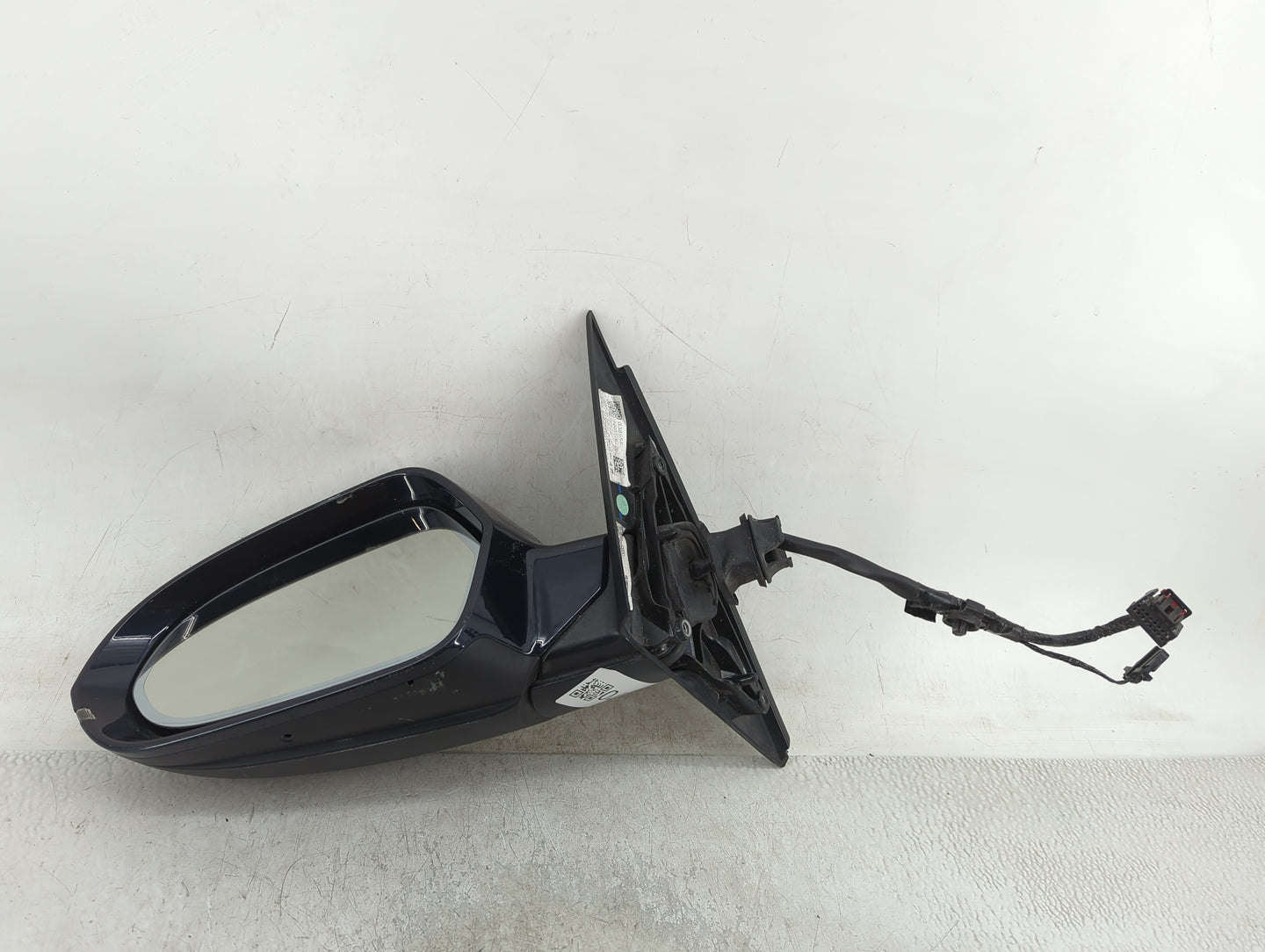 2012-2013 Audi A6 Driver Side View Mirror - Left Door Mirror OEM Used - Oemusedautoparts1.com