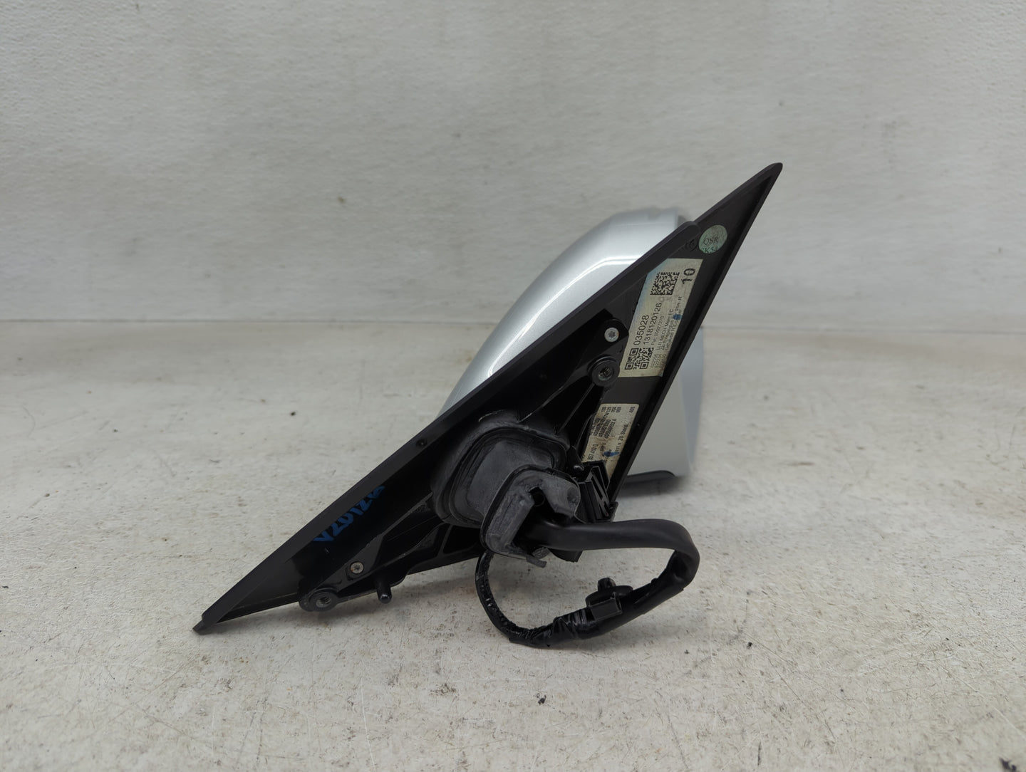 2012-2013 Audi A6 Passenger Right Side View Manual Door Mirror Silver - Oemusedautoparts1.com
