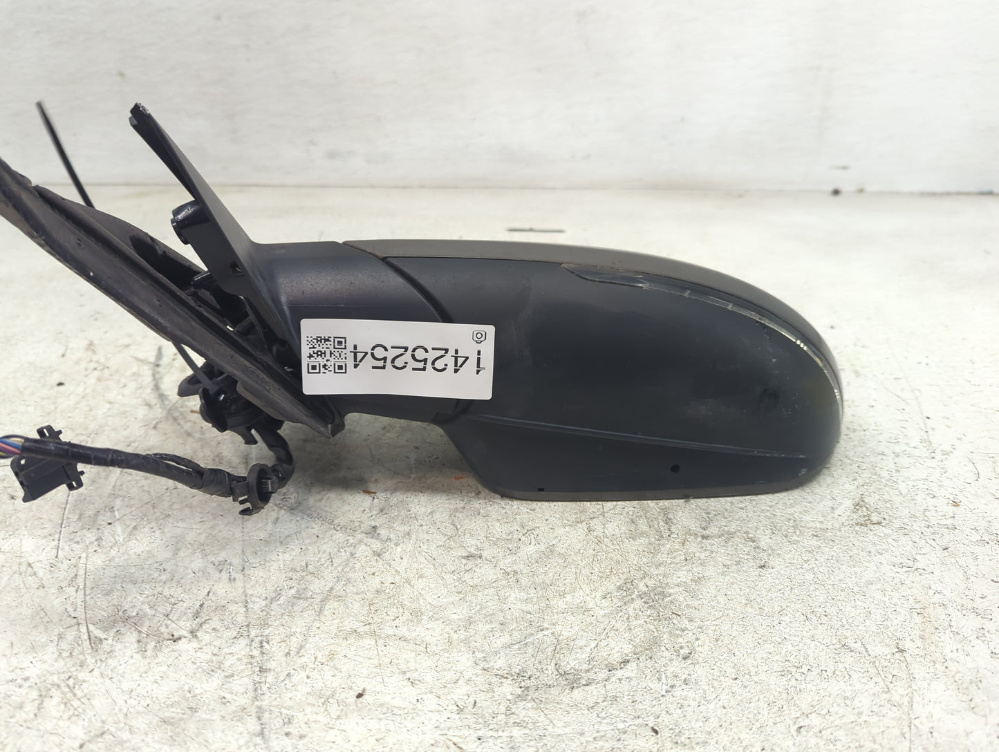 2012-2013 Audi A6 Driver Side View Mirror - Left Door Mirror OEM Used - Oemusedautoparts1.com