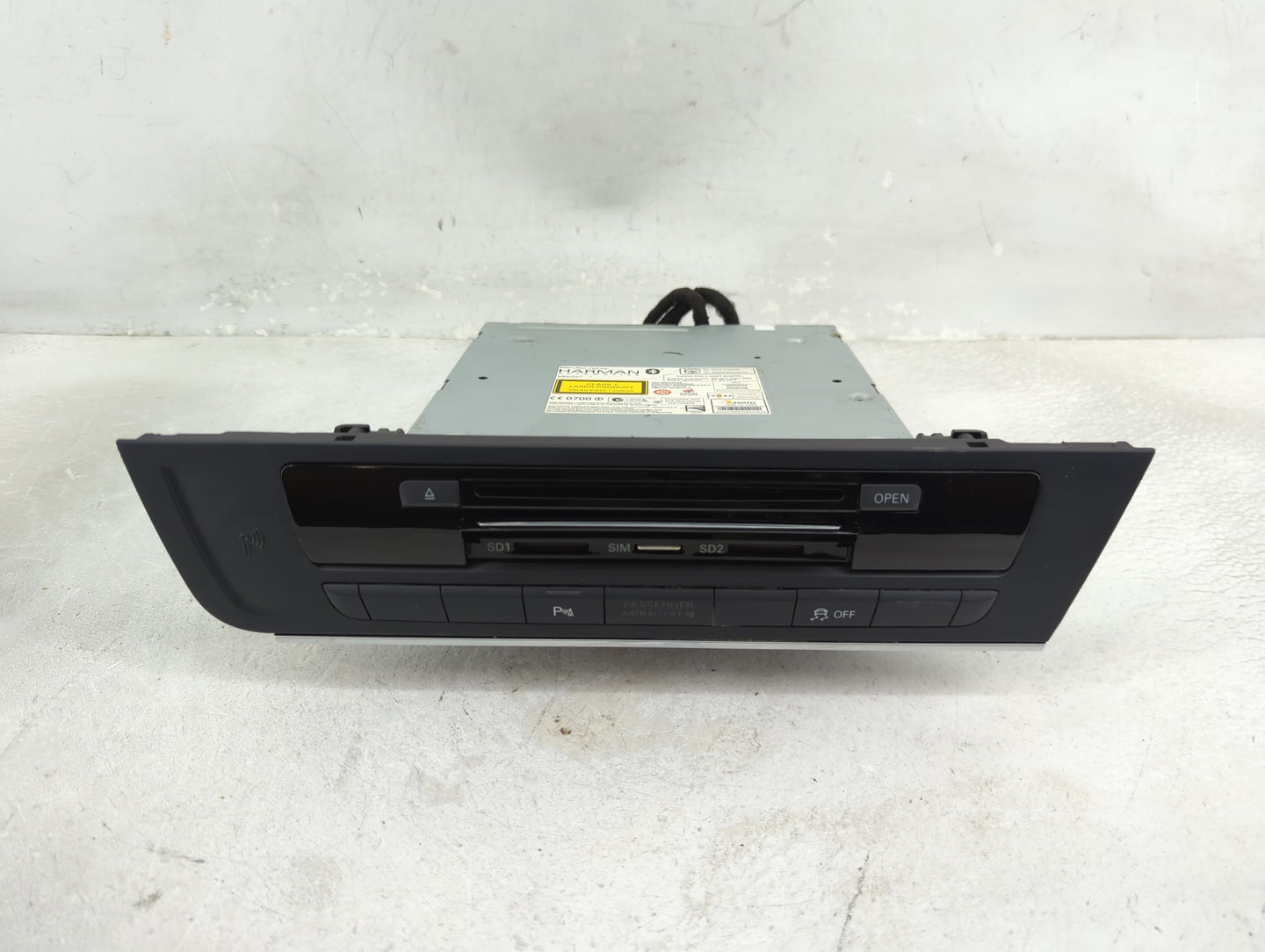 2012-2013 Audi A6 Radio AM FM Cd Player Receiver Replacement P/N:4G0035746C AD10-0169005, 005WWDA0303 Fits Fits 2012 2013 OE