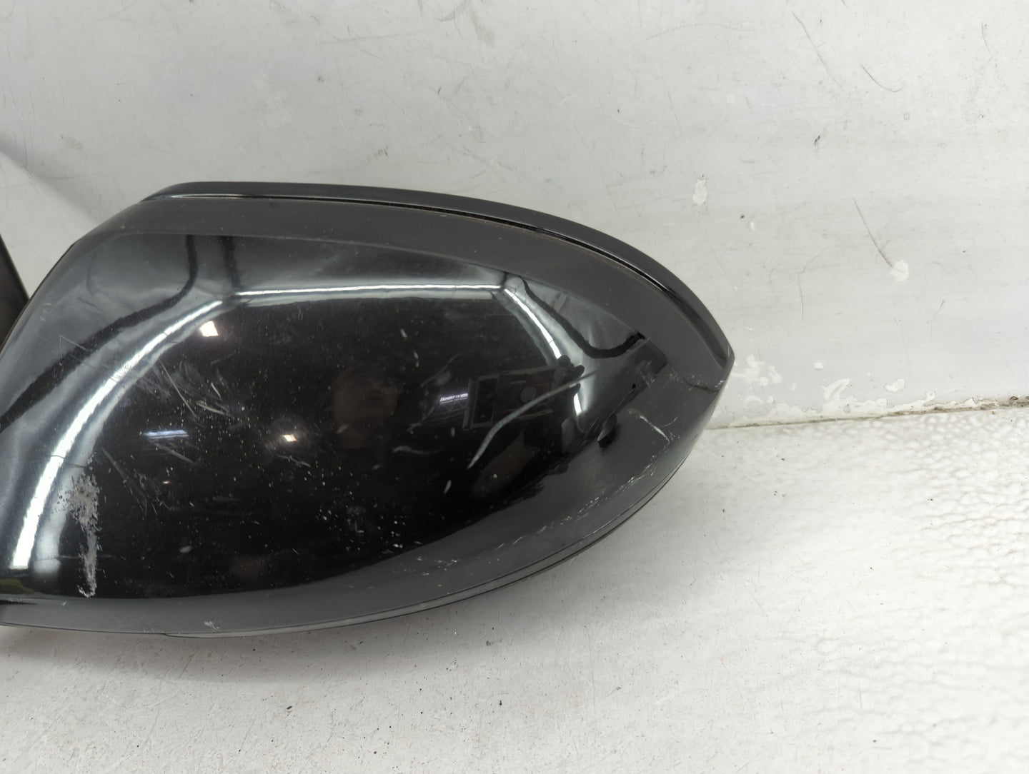 2012-2013 Audi A6 Driver Side View Mirror - Left Door Mirror OEM Used - Oemusedautoparts1.com